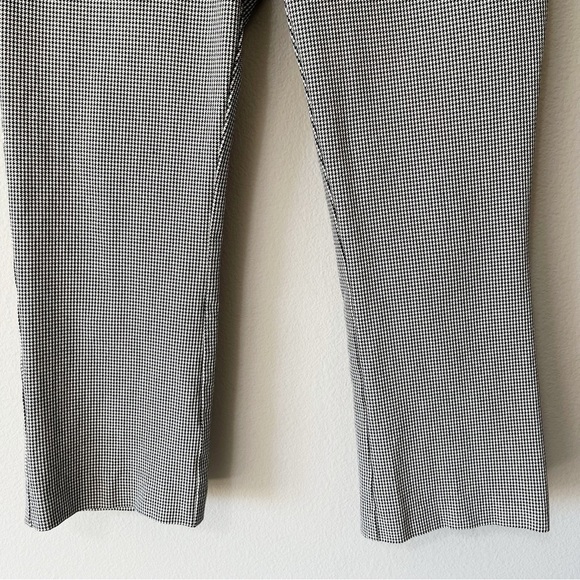 Maeve by Anthropologie Essential Slim Kick Flare Pant Houndstooth Black Size 10 - Picture 7 of 12